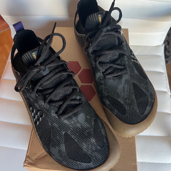 Vivobarefoot / Timbaland size 9 US NO BOX - Picture 2 of 5